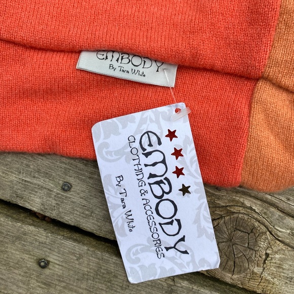 Embody Clothing Cashmere Infinity Scarf in warm tones!  Amazing for fall! - Picture 2 of 3